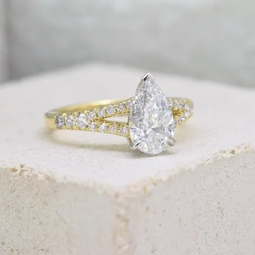 wyatt-jewellery-yellow-gold-diamond-pear-solitaire-engagement-ring